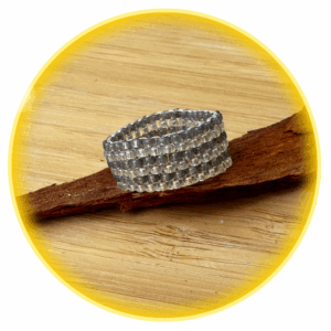 044 stříbrno šedý