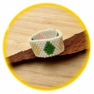 084 barevné diamanty